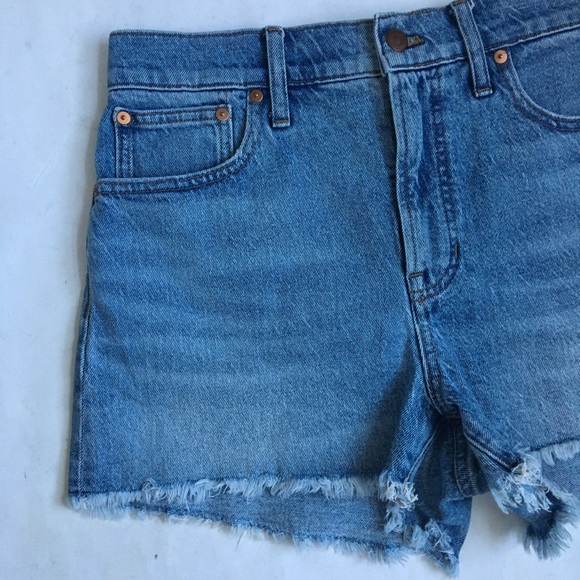 Madewell The Perfect Jean Shorts High Rise Raw Hem Denim Size 29 Style MC647 - Picture 4 of 14